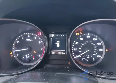 2018 Hyundai Santa Fe Sport 2.4L z USA, uszkodzony, nr VIN 5XYZTDLB4JG526856